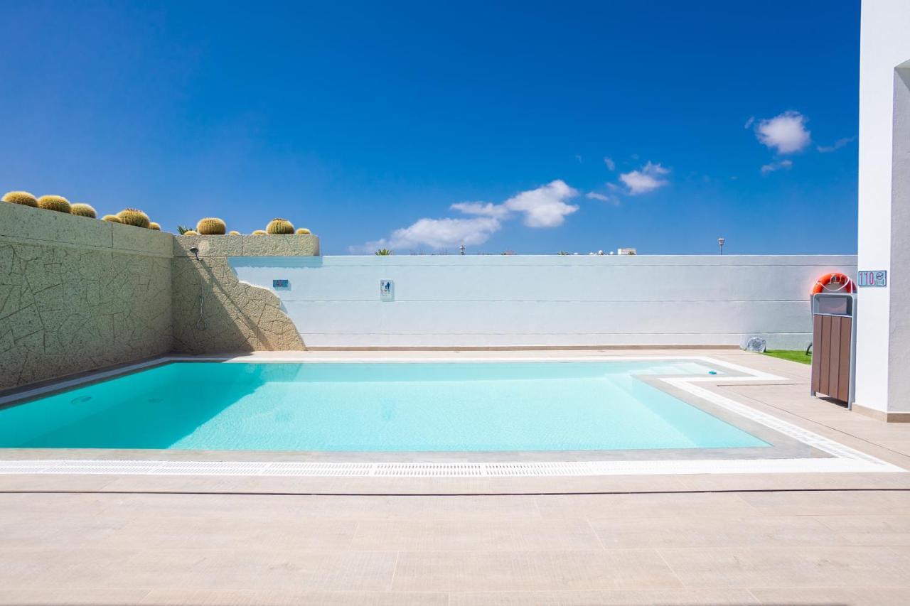 Sea Breeze Villas Lapa And Claca Playa Blanca  Bagian luar foto