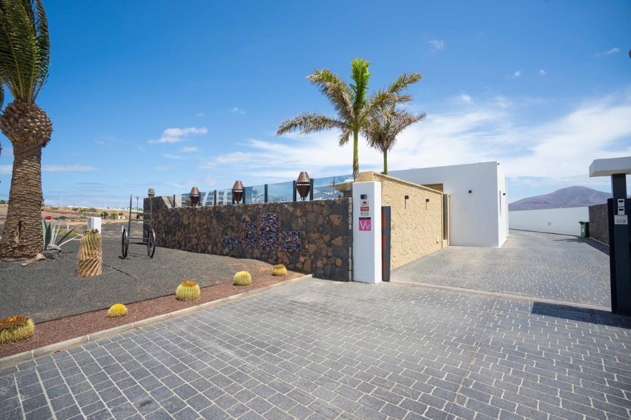 Sea Breeze Villas Lapa And Claca Playa Blanca  Bagian luar foto