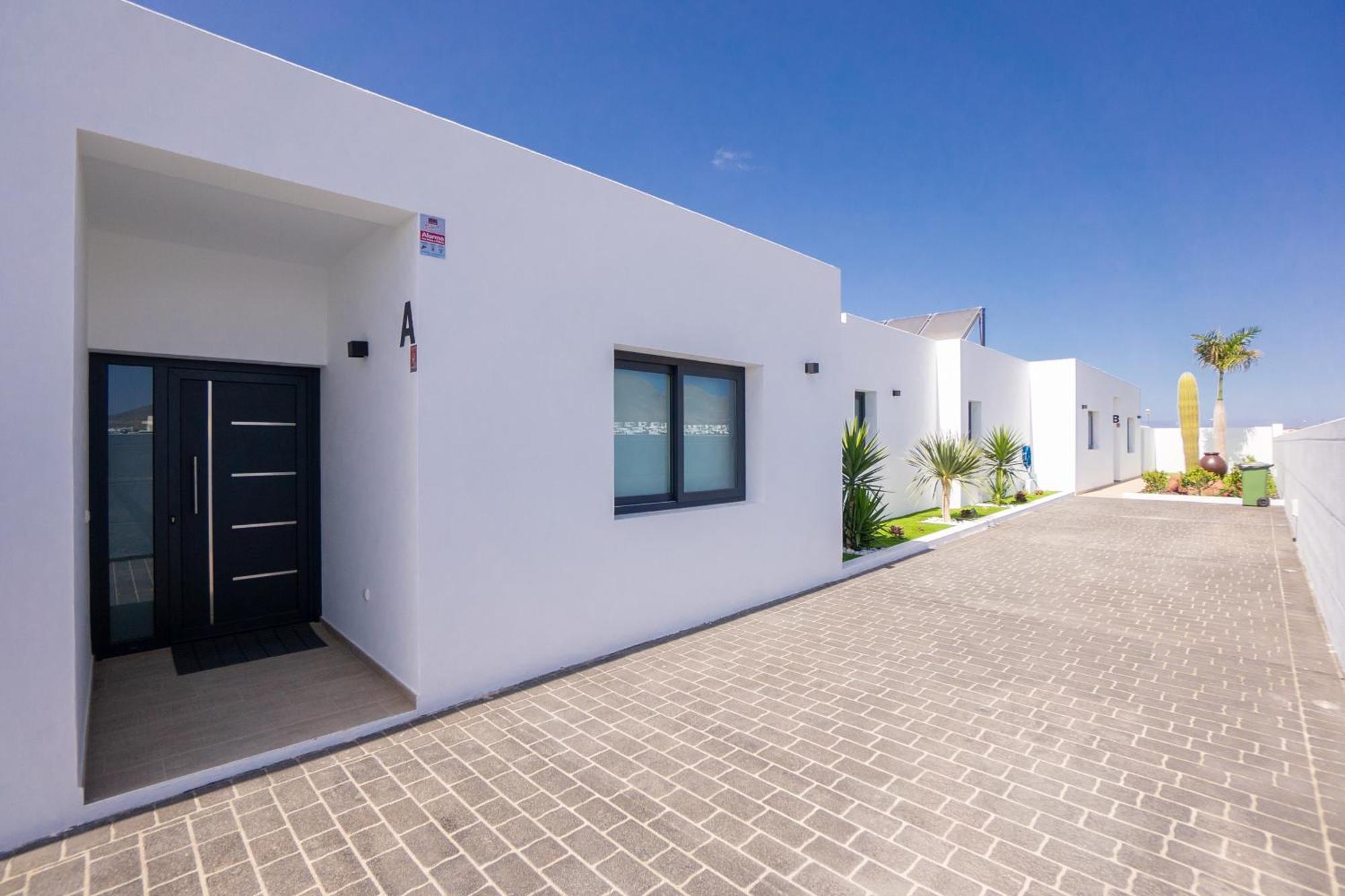 Sea Breeze Villas Lapa And Claca Playa Blanca  Bagian luar foto