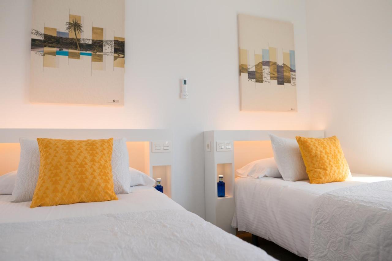 Sea Breeze Villas Lapa And Claca Playa Blanca  Bagian luar foto