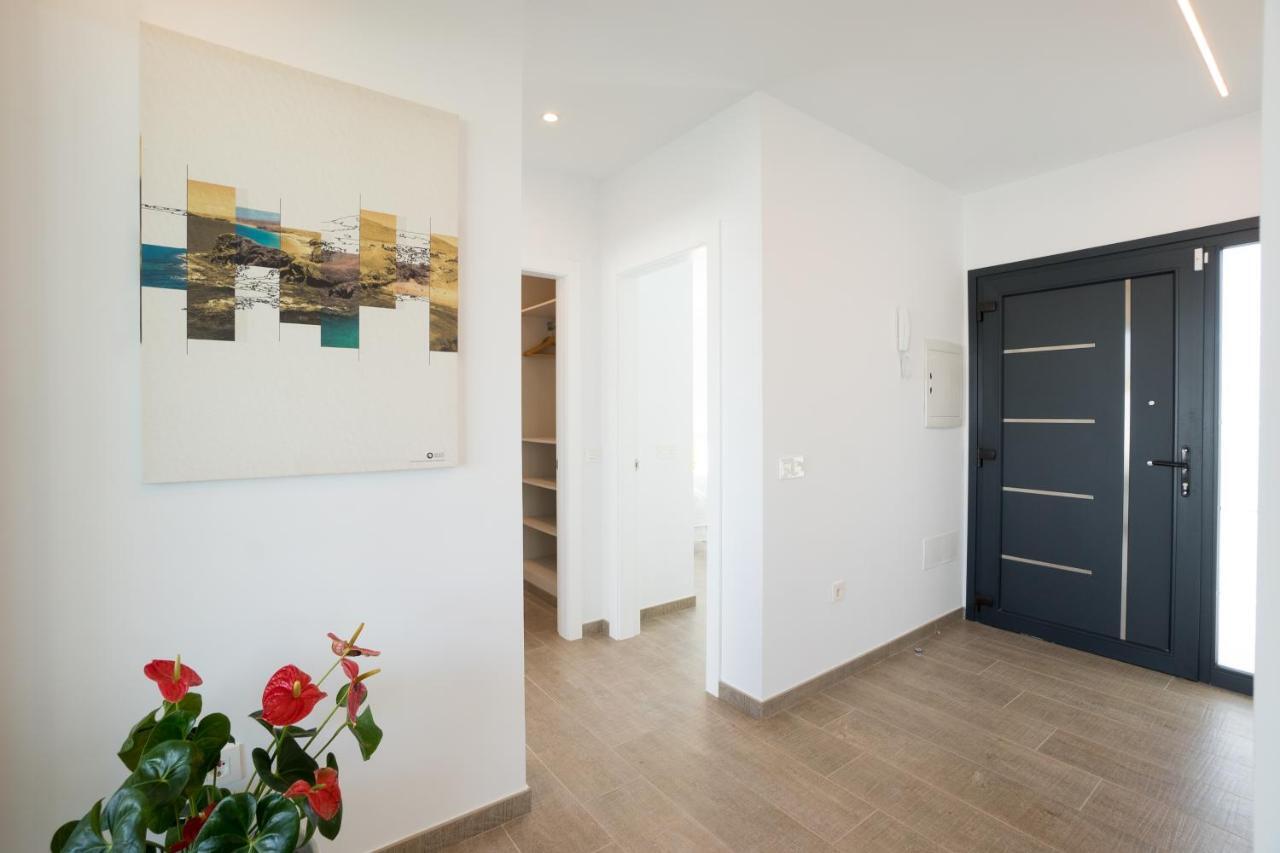 Sea Breeze Villas Lapa And Claca Playa Blanca  Bagian luar foto