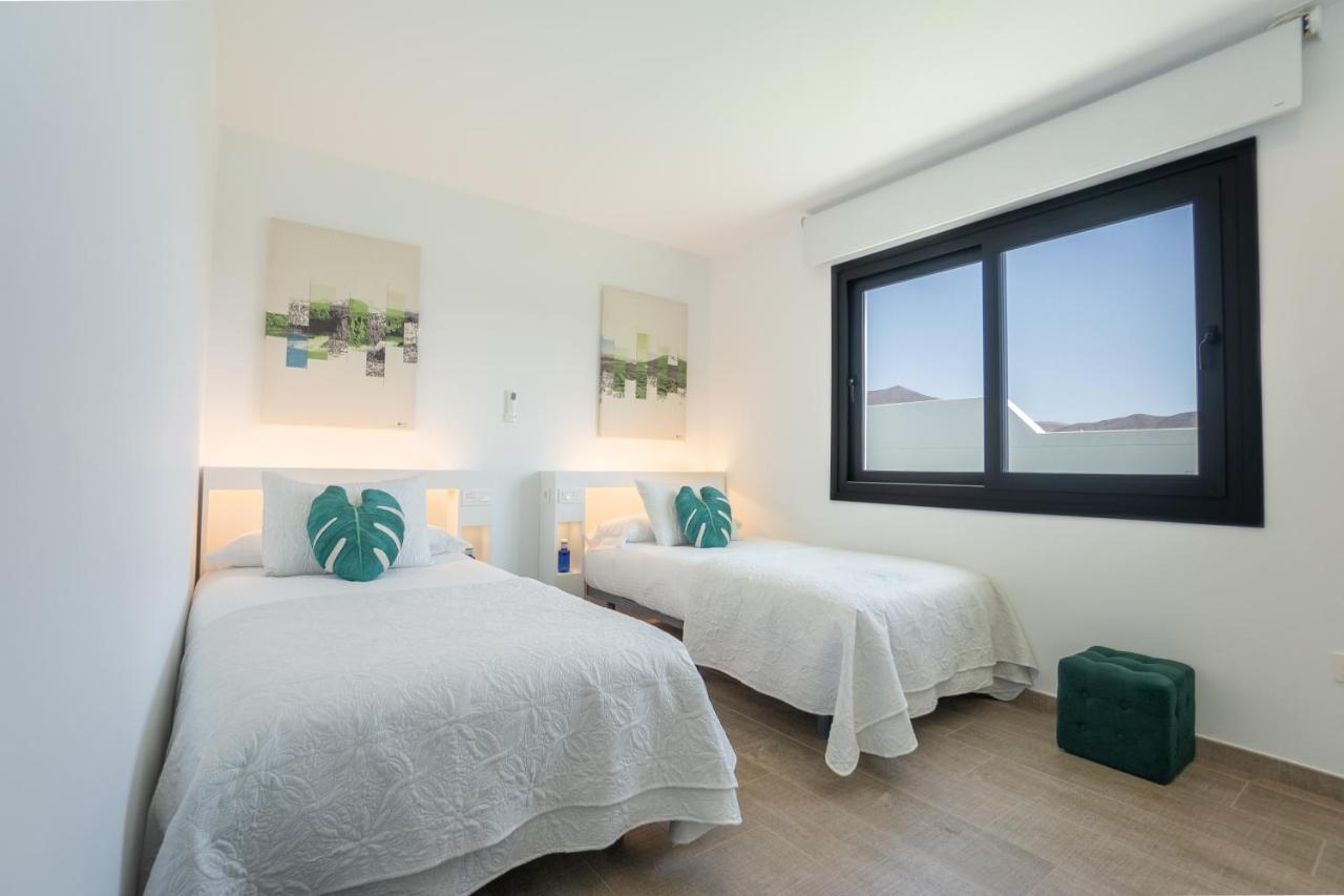 Sea Breeze Villas Lapa And Claca Playa Blanca  Bagian luar foto